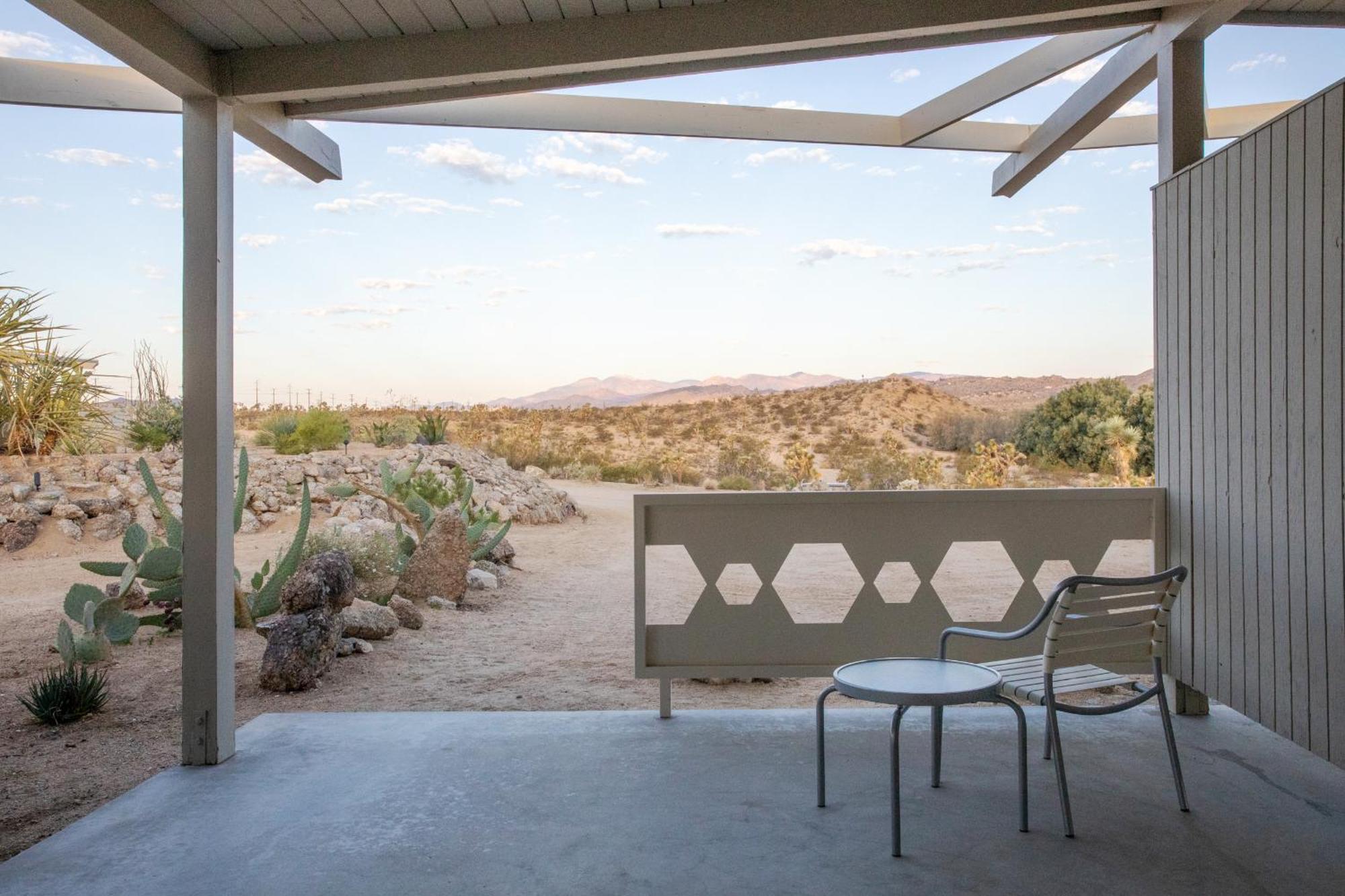 The Bungalows By Homestead Modern Joshua Tree Pokoj fotografie